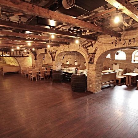 Hotel Vinar - Bed & Breakfast Kurdějov 외부 사진