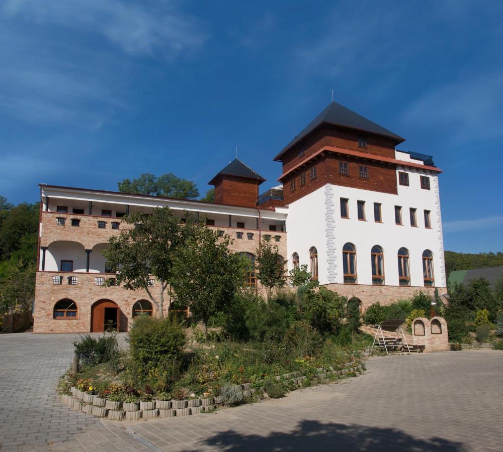 Hotel Vinar - Bed & Breakfast Kurdějov 외부 사진