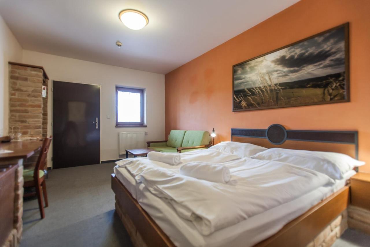 Hotel Vinar - Bed & Breakfast Kurdějov 외부 사진