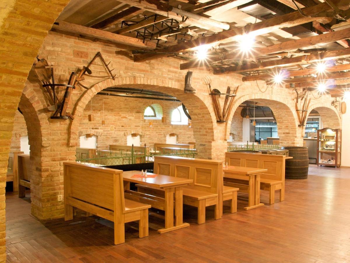 Hotel Vinar - Bed & Breakfast Kurdějov 외부 사진