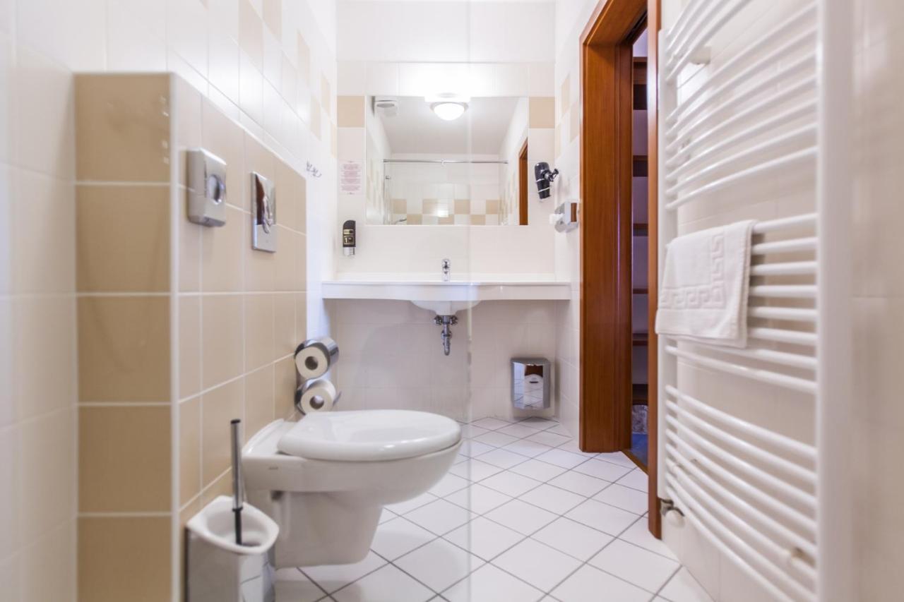 Hotel Vinar - Bed & Breakfast Kurdějov 외부 사진